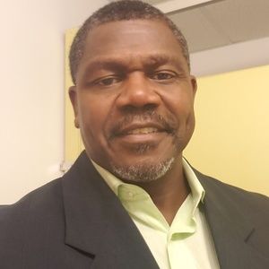 Meet your Posher, Dennis